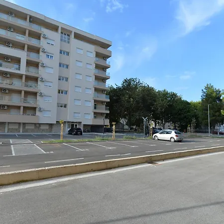 Апартаменты Darija 1