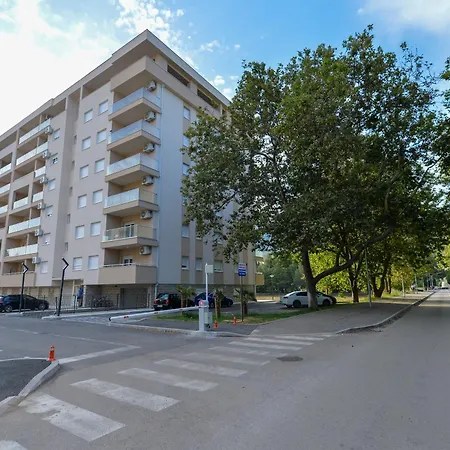 Апартаменты Darija 1